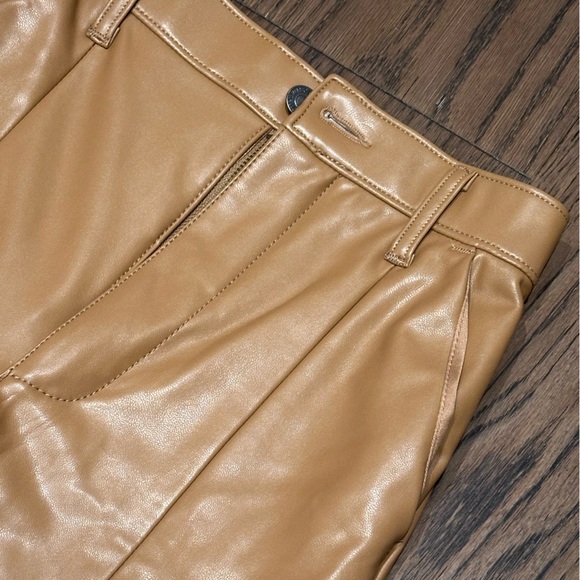 Abercrombie & Fitch The Skinny Ultra High Rise Vegan Leather Split-Hem Pant - Picture 5 of 8